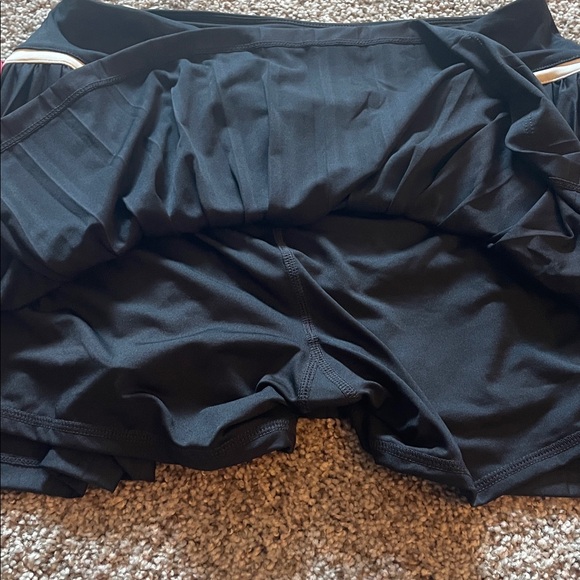 Juicy Couture Black Mini Skirt with Pink Logo - Picture 2 of 7